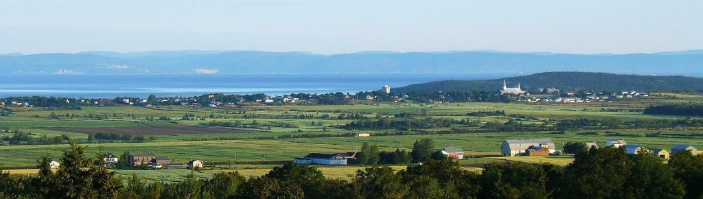 Vue sur Cacouna panoramique